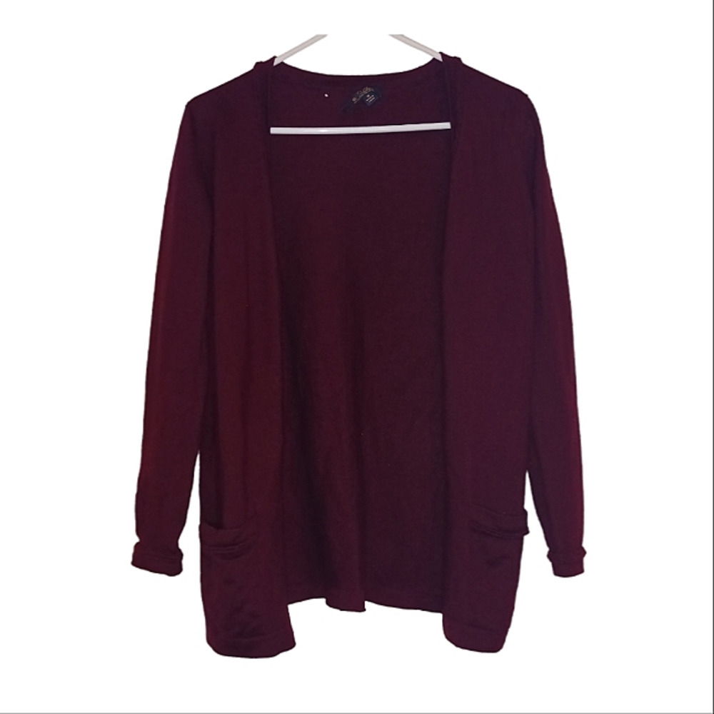 5 for $5‼️ Brooks Brother Extra-Fine Italian Merino Cardian in Wine